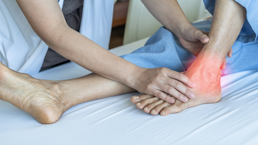 How long does a ruptured tendon take to heal?