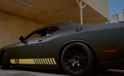 Who makes the Challenger Cobra