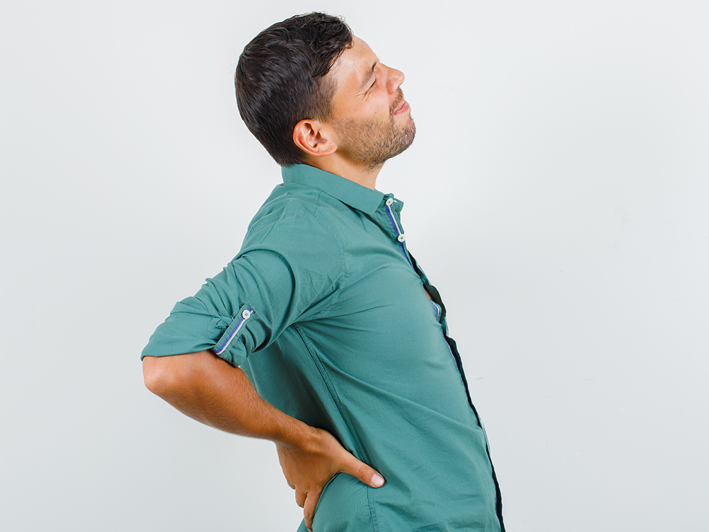 Can intestinal issues cause testicle pain